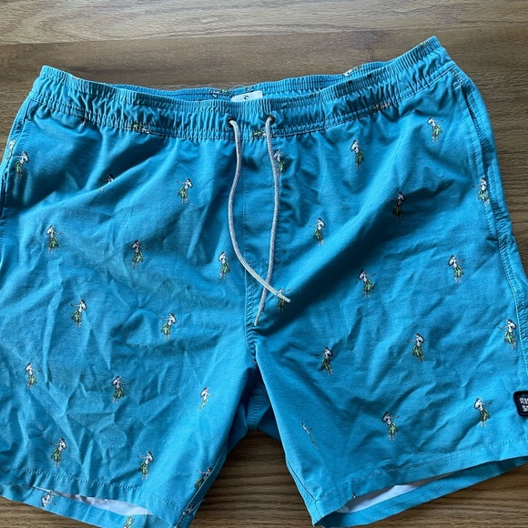Side pocket Rip Curl boardshorts - Picture 1 of 4